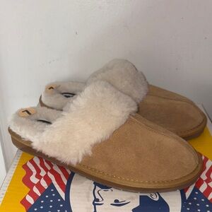 Lands' End Tan Shearling Women's Slippers size 7